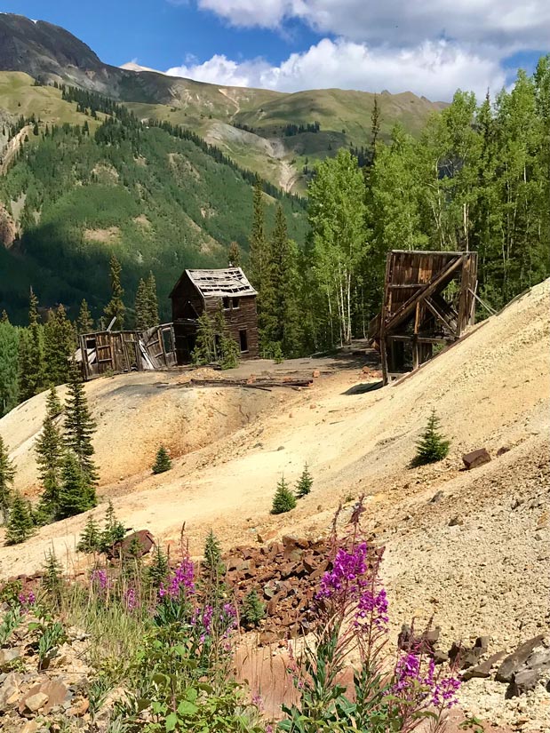 a photo of an old mine on Red Mountain Pass